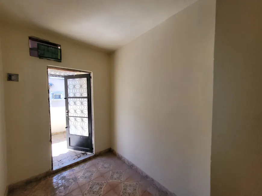 casa com 2 quartos a venda 60m no paciencia rio de janeiro